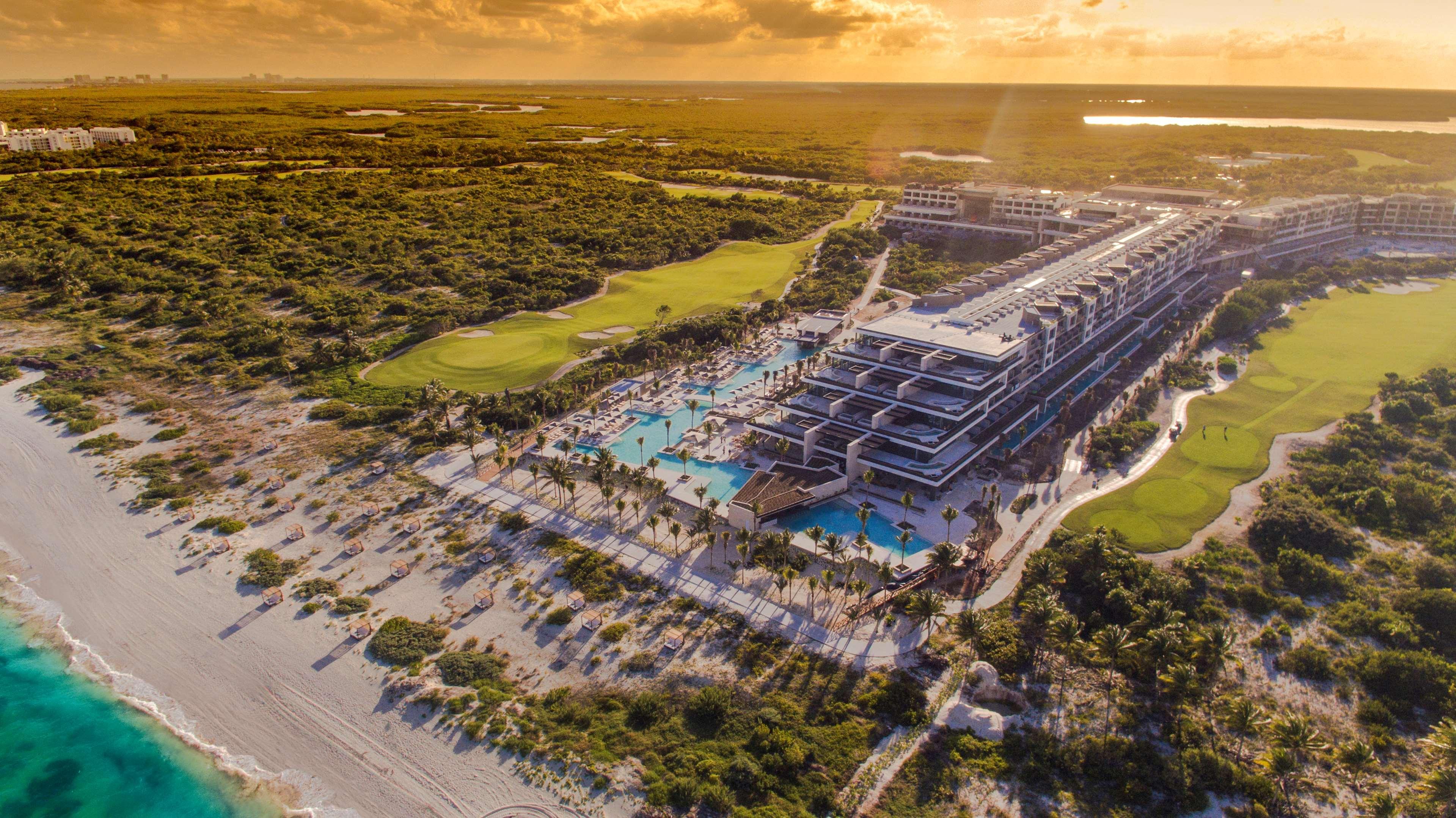 Estudio Playa Mujeres Station touristique 5*
